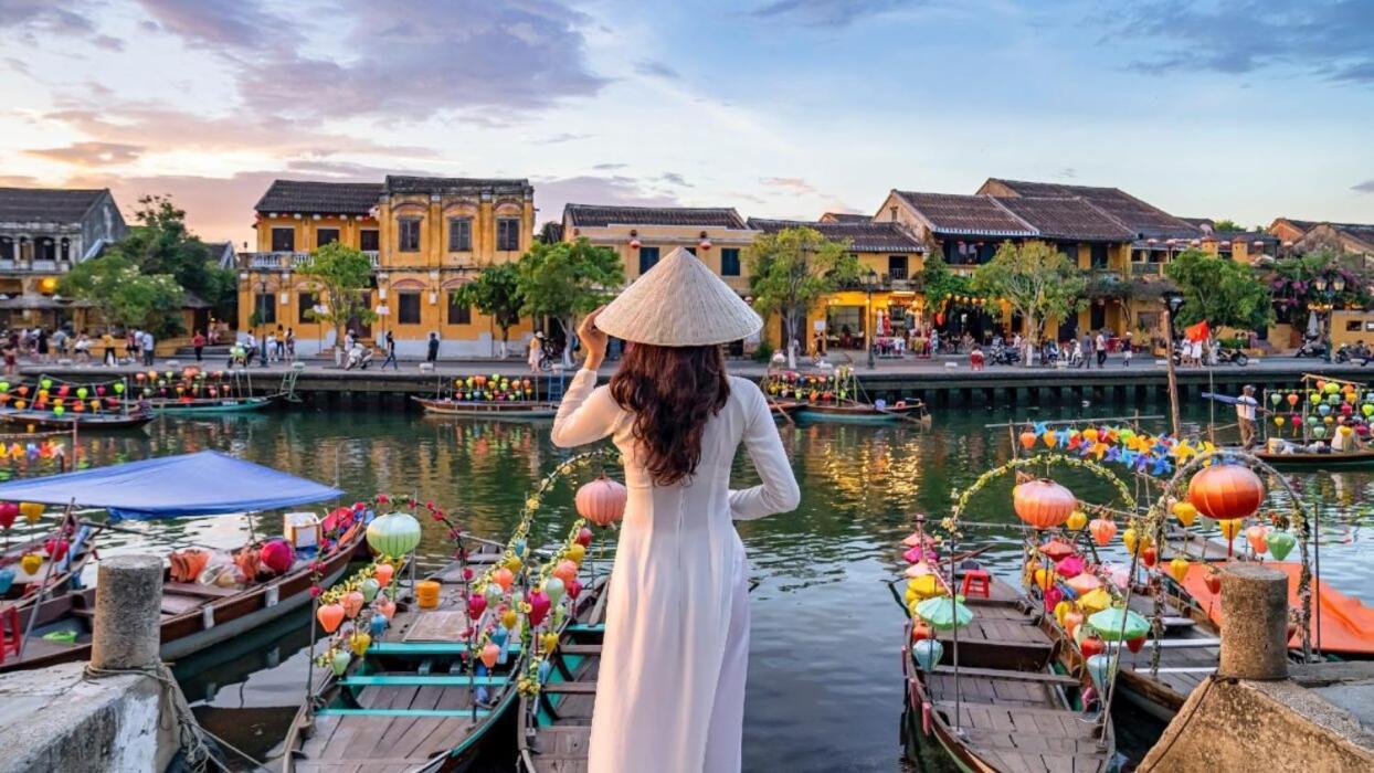 Dom Hostel Hoian Old Town Location ホイアン エクステリア 写真